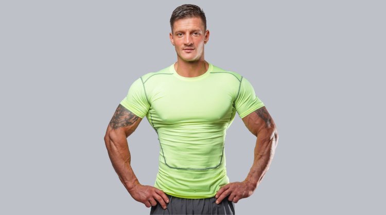 Performance & Comfort: Choosing the Right Men's Gym T-Shirt